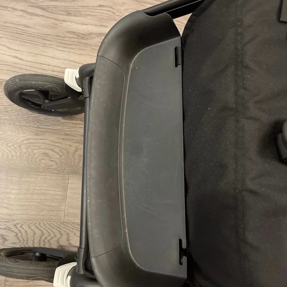 Bugaboo Fox 2 Stroller and Bassinet - Picture 9 of 9